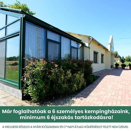 Szarszo Panzio Bed & Breakfast Balatonszarszo Eksteriør bilde