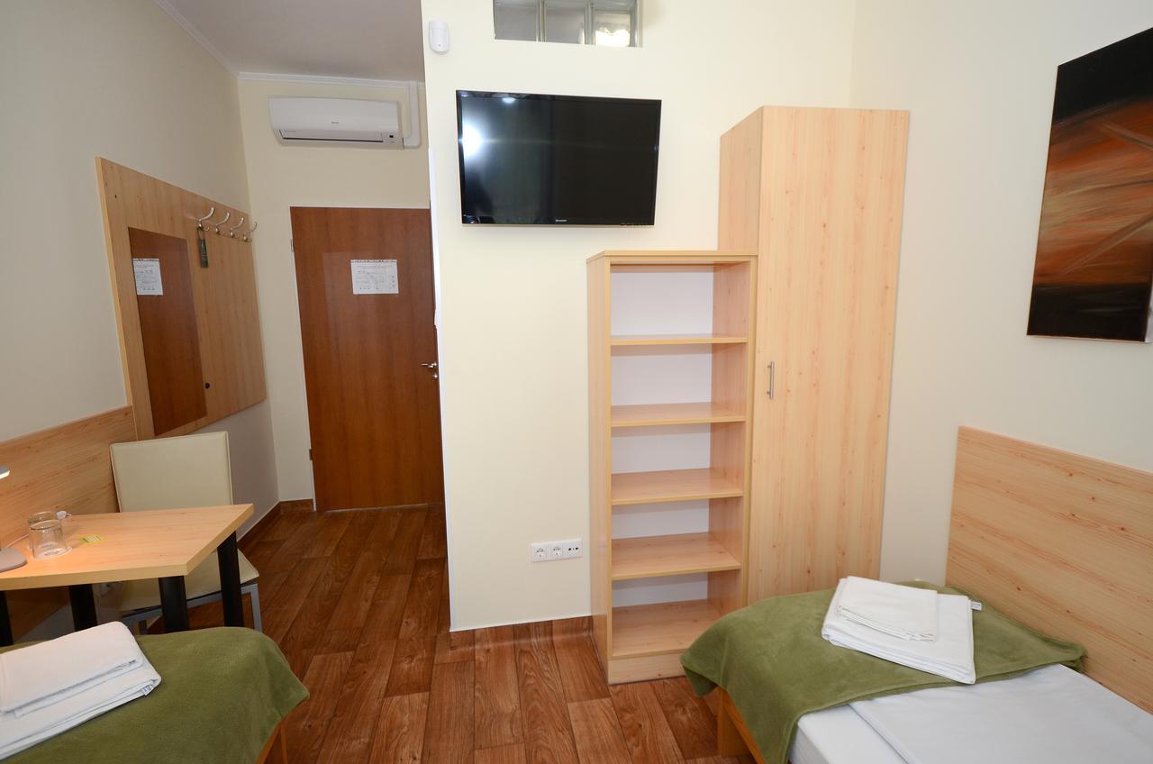 Szarszo Panzio Bed & Breakfast Balatonszarszo Eksteriør bilde